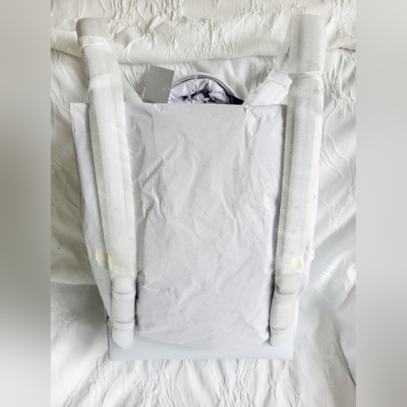 Kate Spade White Backpack - Picture 2 of 4